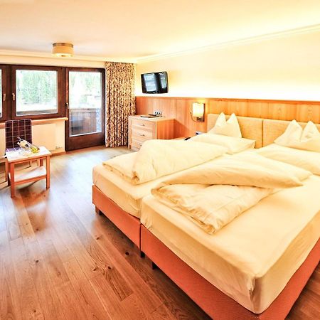 Heart Hotel Arlberg サンクト・アントン・アム・アールベルク エクステリア 写真