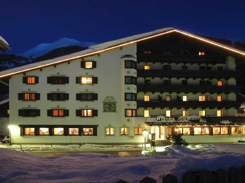 Heart Hotel Arlberg サンクト・アントン・アム・アールベルク エクステリア 写真