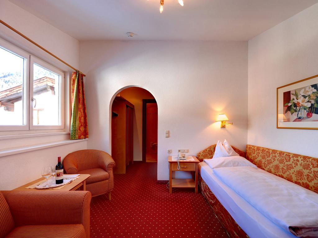 Heart Hotel Arlberg サンクト・アントン・アム・アールベルク エクステリア 写真